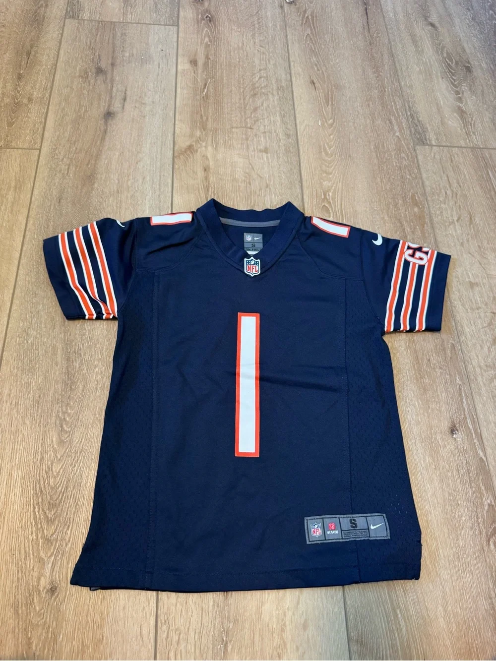 NFL Chicago Bears Football Jersey Nike Size Youth Small #1 Justin Fields